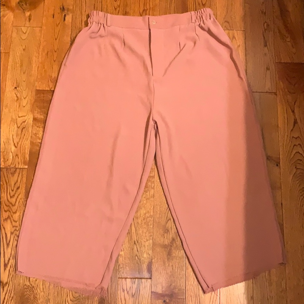 Pink fringed culottes